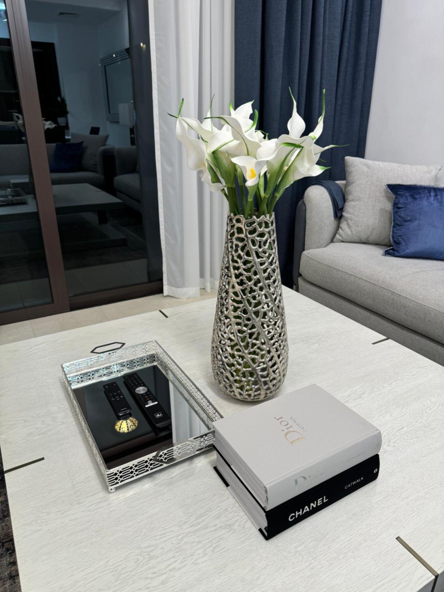 Lux Burj Khalifa Views 2br Iconic Heart Of Direct Views The Location Mall Boulevard Apartment *