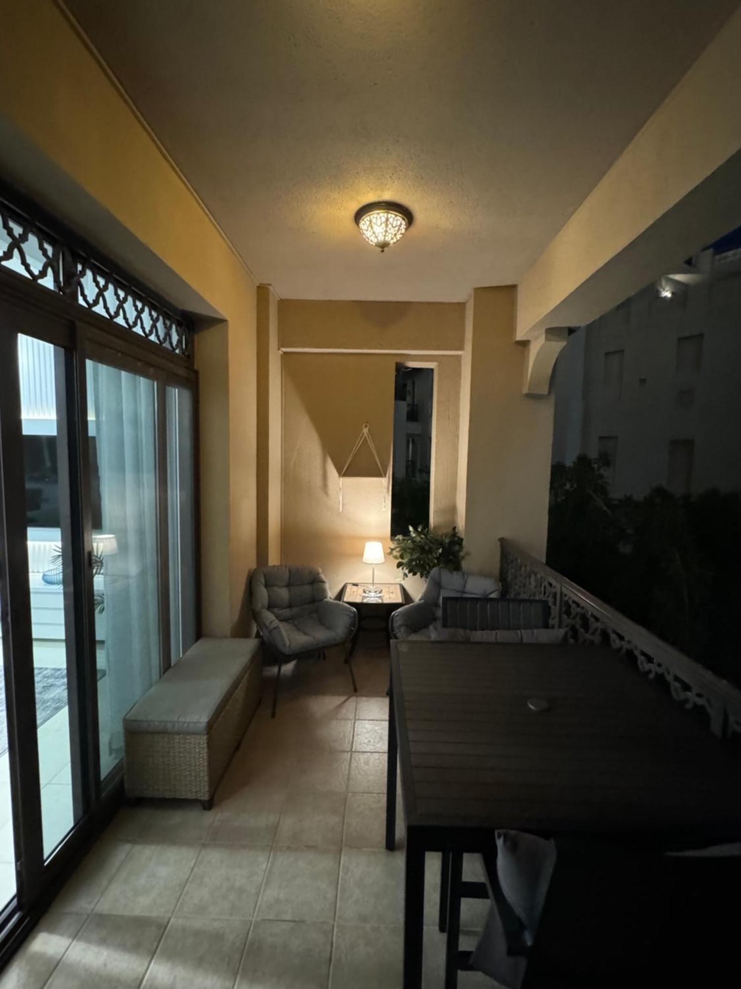 Lux Burj Khalifa Views 2br Iconic Heart Of Direct Views The Location Mall Boulevard *