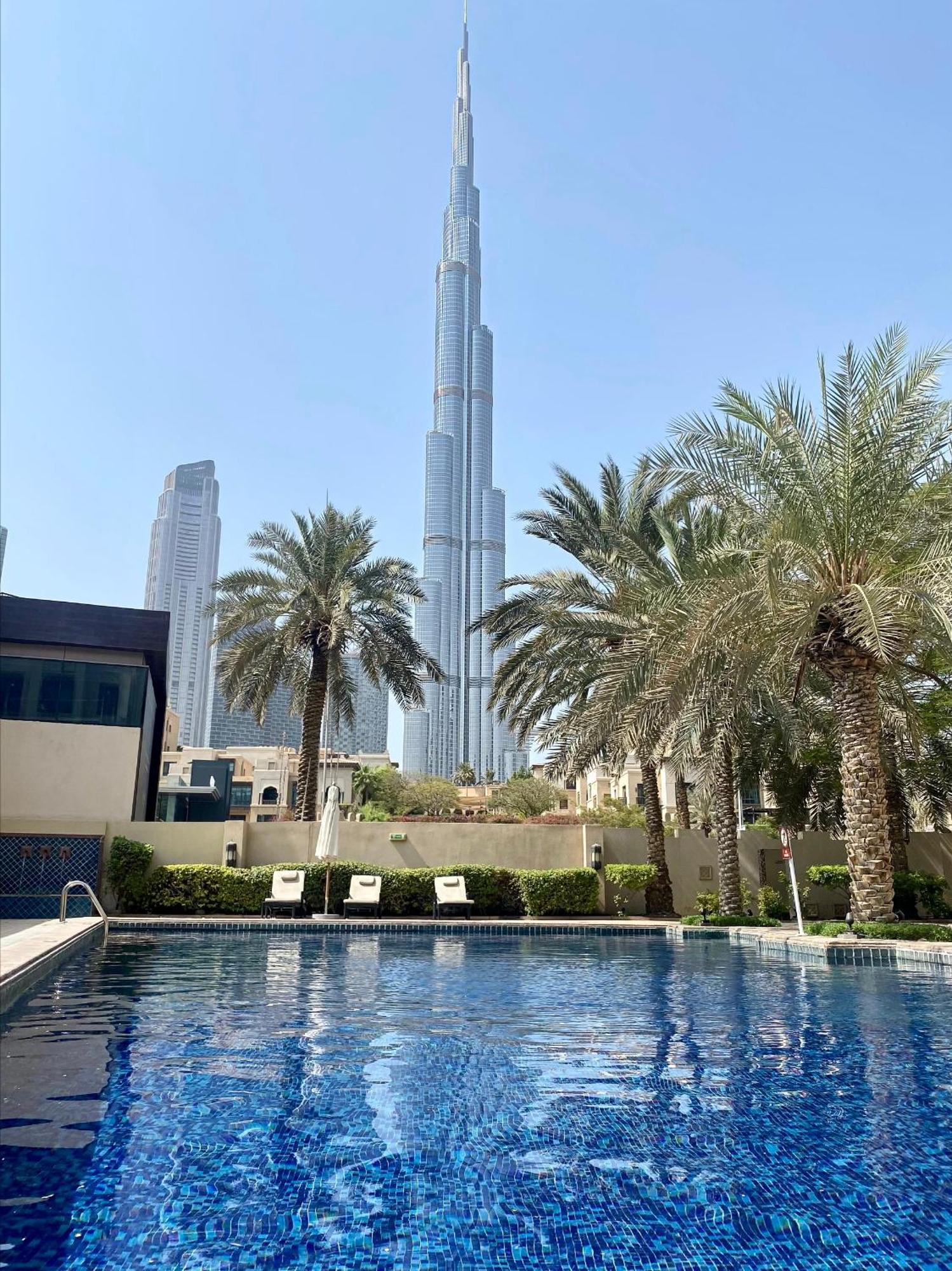 Lux Burj Khalifa Views 2br Iconic Heart Of Direct Views The Location Mall Boulevard * Dubai